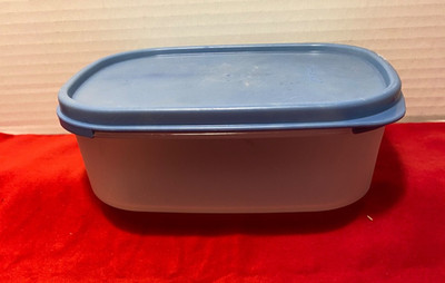 Tupperware Modular Mate #1 Rectangle 1791 Blue Lid 1793  3.5 Cups