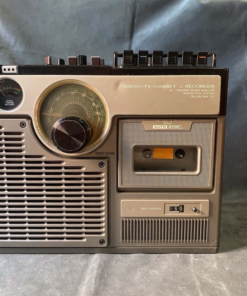 1977 Vintage JVC 3060 CQ Radio TV Cassette Recorder Boombox FM/SW