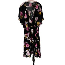 Torrid Women's Faux Wrap Dress Size 4X Black Floral Tie Waist Belt Ruffle Hem