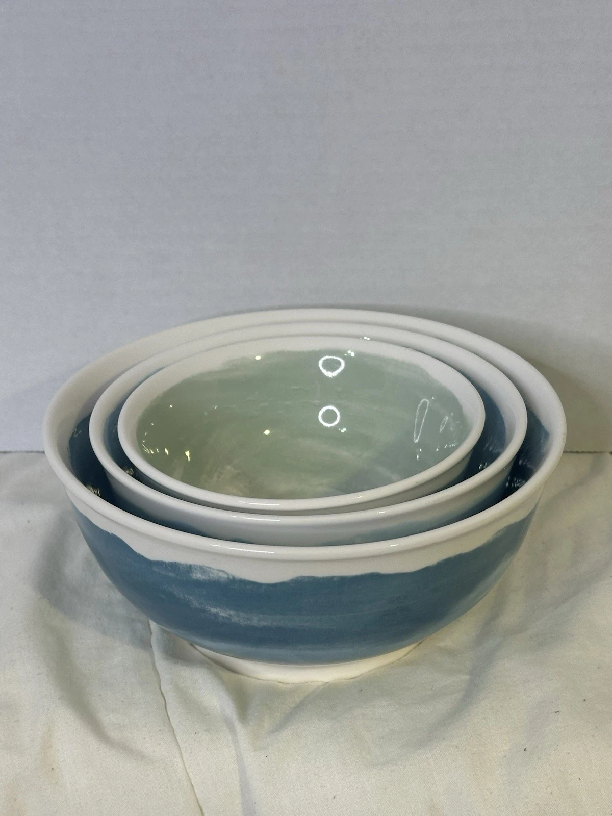 3 Pc Nesting Bowl Set Blue White Ceramic Mixing Bowls Pepper Vetiver
