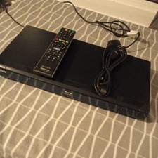 Sony Blu-Ray Player BDP-S350 Full HD Blu-Ray Disc / DVD Player & Remote