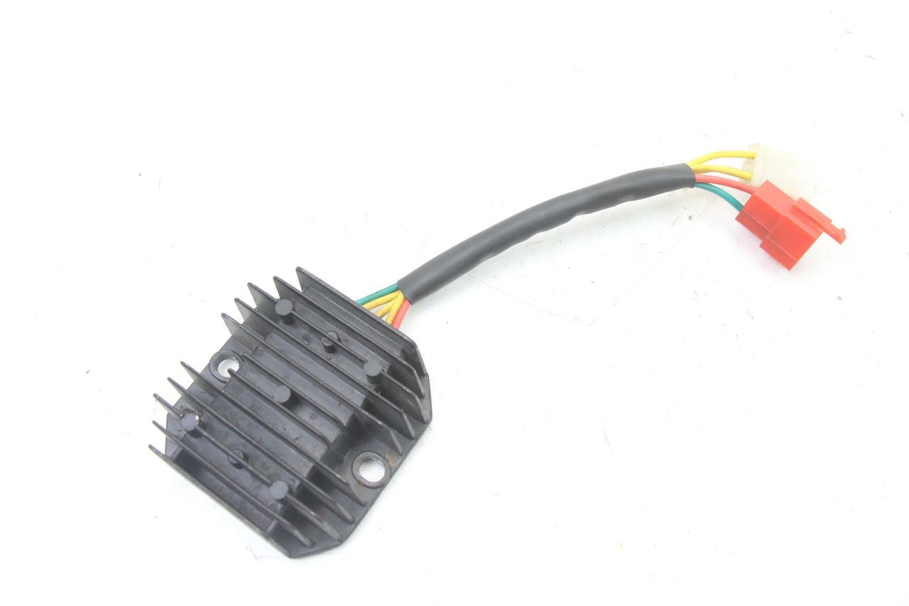 REGULATOR - LONGJIA SHARPY 125 (2020 - 2024)