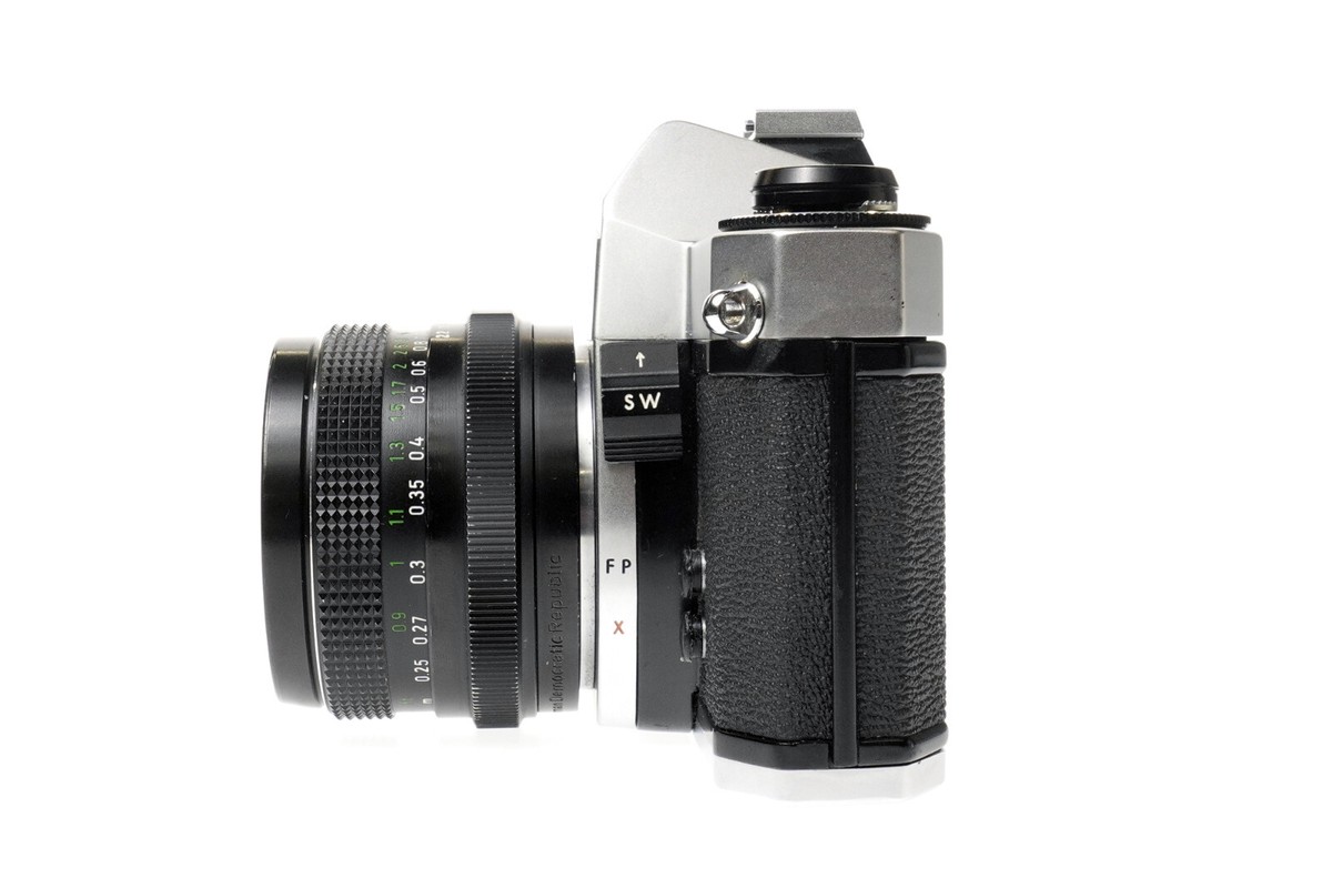 Honeywell Pentax Spotmatic SP II 35mm SLR Film Camera w/ Pentacon