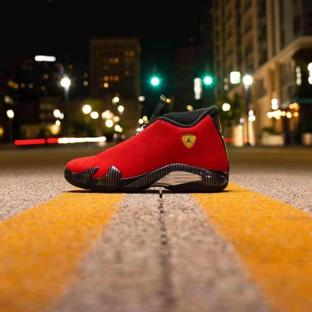 シューズ(男性用) 30cm NIKE AIR JORDAN 14 RETRO FERRARI Jordan Air Jordan 14 Retro 'Ferrari' – DTLR