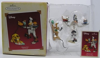 Hallmark Keepsake Ornament ''Order Up'' ~ Goofy and Pluto  ~ Dated 2005