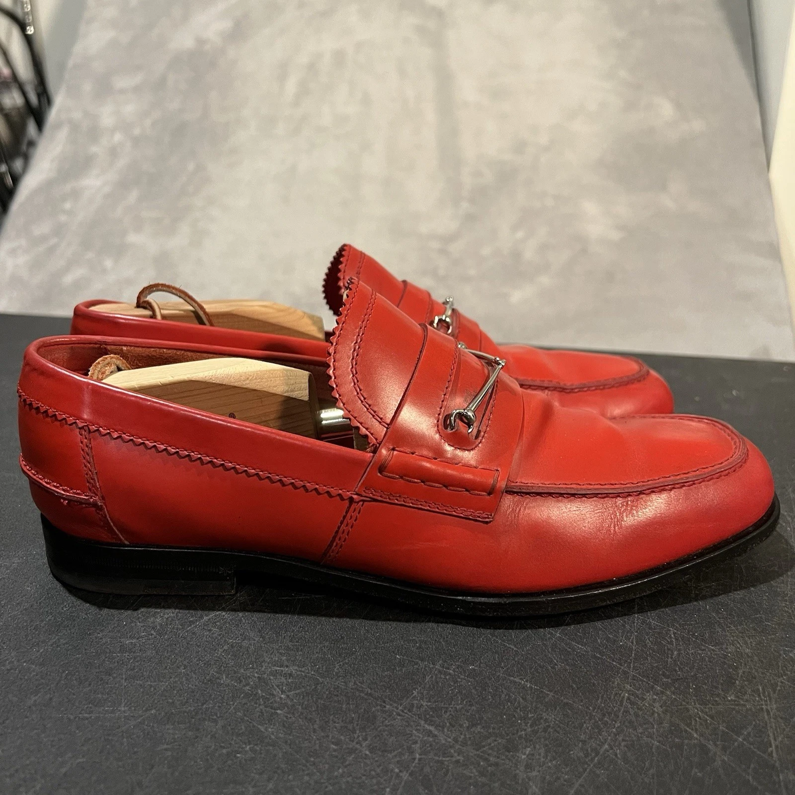 Mocassini Gucci Horsebit uomo 9 scarpe eleganti casual in pelle rossa