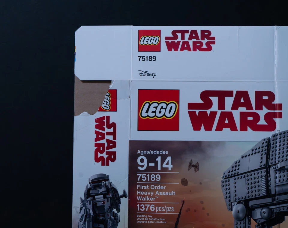 LEGO Star Wars: First Order Heavy Assault Walker (75189) - Image 2 of 4