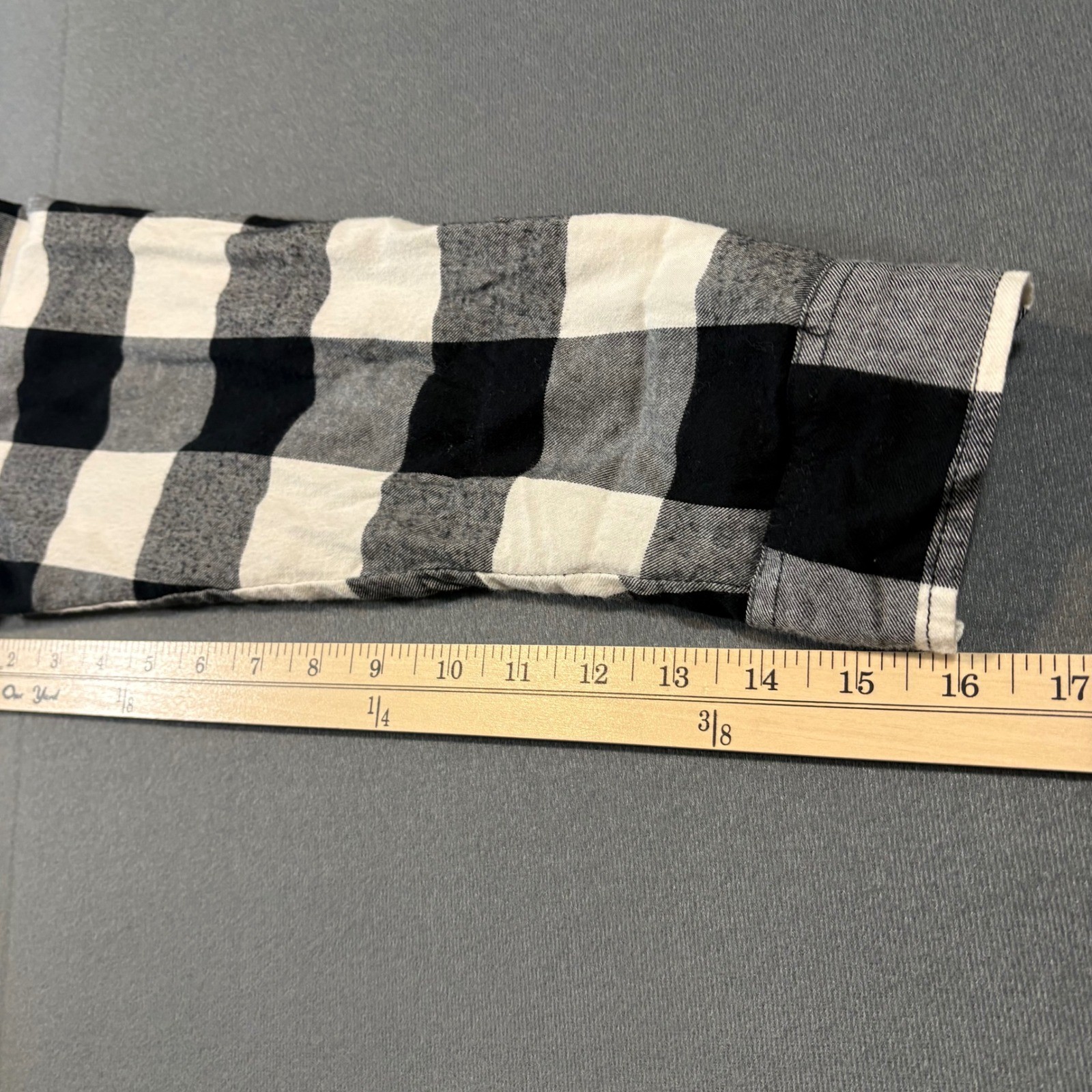 Universal Thread Women's Long Sleeve Button Down … - image 6