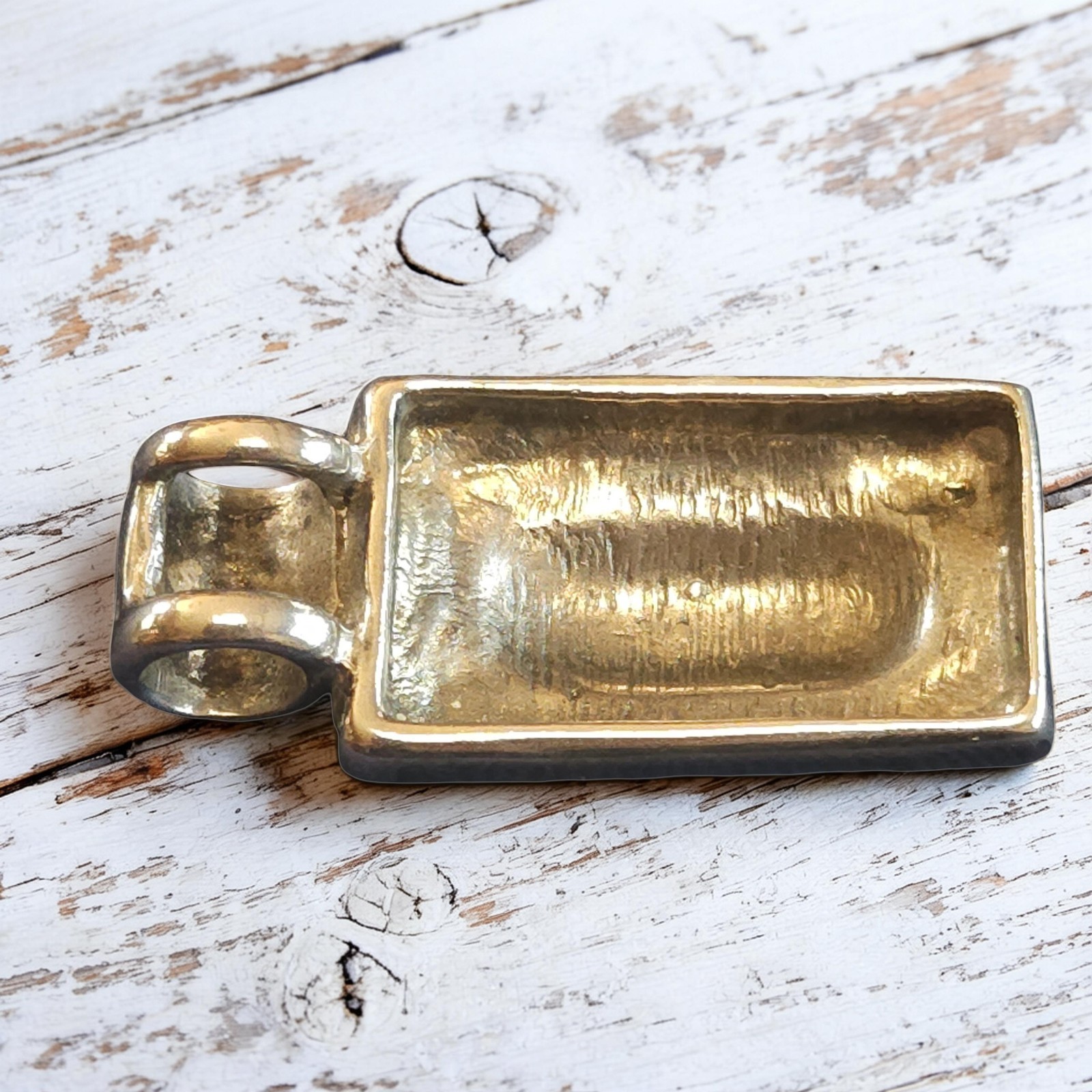 A rectangular plated sterling silver pendant with… - image 4