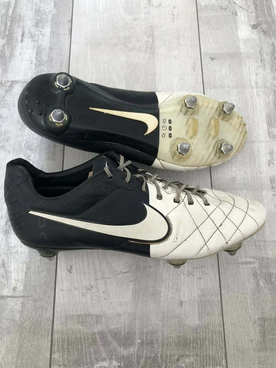 Crampons top nike sg