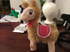 singingz and dancing llama