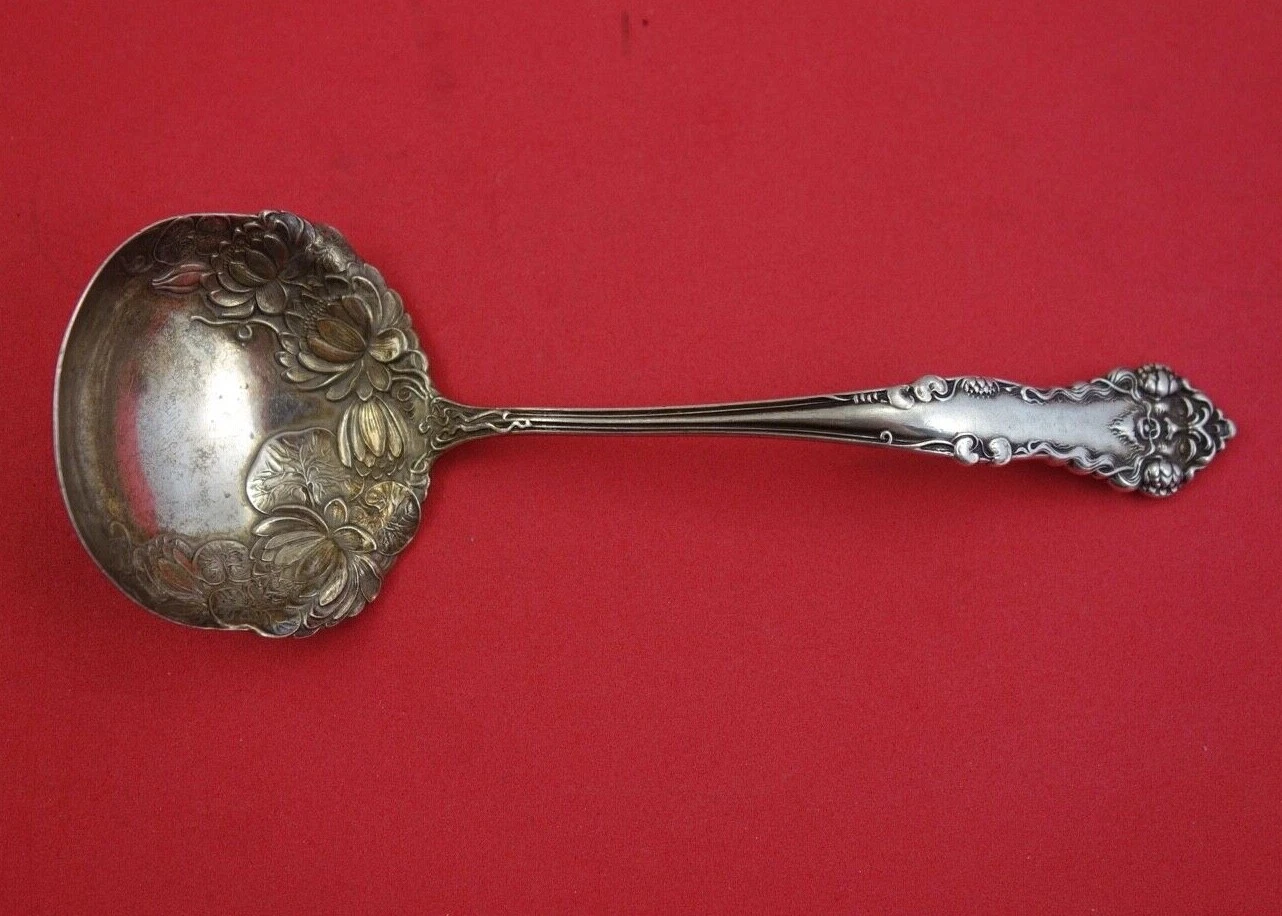 Cleone by International Sterling Silver Sauce Ladle 6"
Opens in a new window or tab