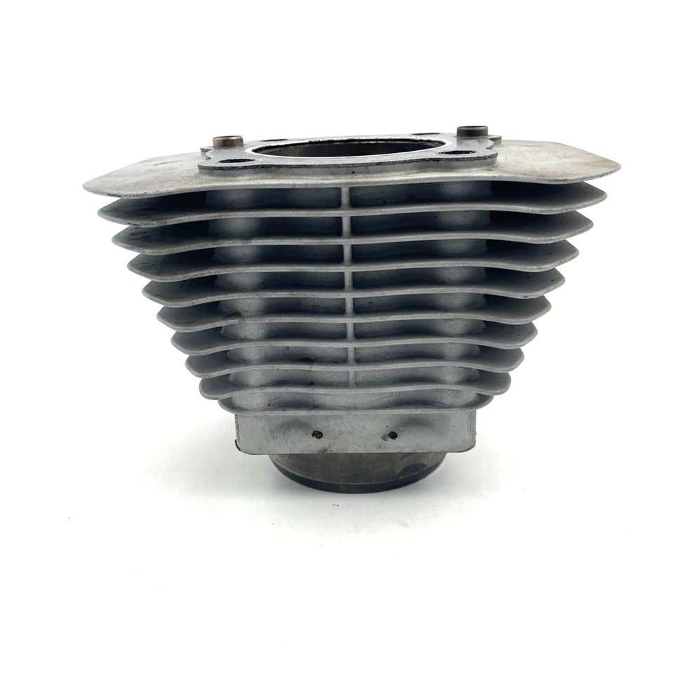 Jarro de cabeça de cilindro dianteiro Harley 16545-04 fabricante de equipamento original 04-22 Sportster 883 1200 XL ferro - Imagem 3 de 4