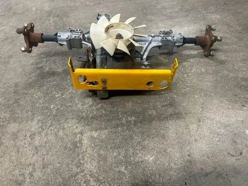 Cub Cadet LT1050 13AP11CP710   Hydro Gear hydrostat transaxle  # 618-04269A