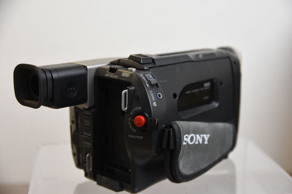Sony Handycam CCD-TRV66 Hi-8 Analog Camcorder for sale online | eBay