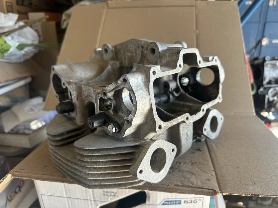 68-74 Honda CB450 CL450 DOHC culata desnuda (4) OEM CB500T Foto 3 de 4