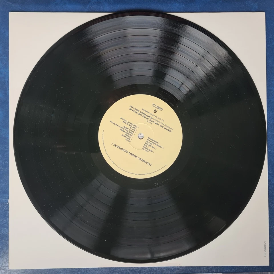 U2 PASSENGERS ORIGINAL SOUNDTRACKS 1 12" VINYL LP 1995 ILPS 8043/524 166-1 - Image 3 of 4
