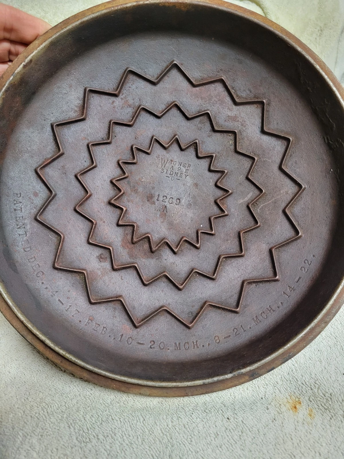 Vintage Wagner Ware Sidney Cast Iron Dutch Oven Lid 1269A Pat Dates