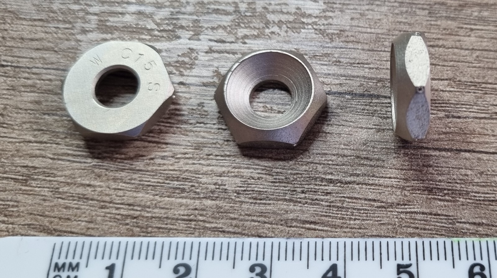 Dresseur diamant URMA Rolette C15 Ø16mm avec 6 pointes pour rectification de meule