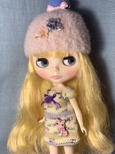 Blythe Doll Dress (Hat +scart Sale Separate )