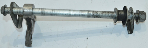 SUZUKI GSX 600 F AJ ACHSE RADACHSE HINTEN STECKACHSE HINTERRADACHSE AXLE