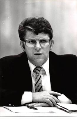 Pressefoto.MLE10774.30x20 cm ca.Paris.1982.Maxime Gremetz.Konferenz