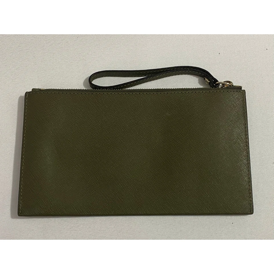 Bolso sin asas/muñequera Michael Kors Sandrine de cuero grande con cremallera en oro pálido Foto 2 de 4