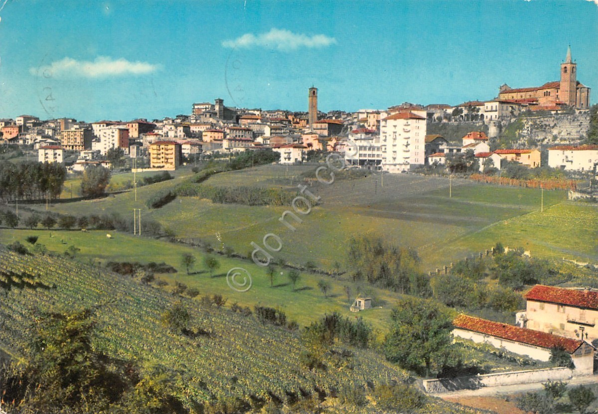Cartolina Moncalvo paese e vigne Timbro PT 1968