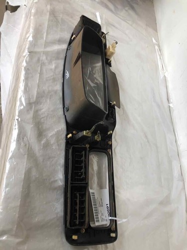 2003 MISTUBISHI MONTERO SPORT Dash Speedometer Bezel Trim w/ Air Vent & Switch - Picture 6 of 20