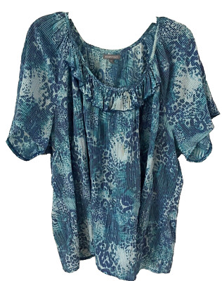 Essentials Woman s Plus Size 2X SS Lightweight Blue Animal Print Top