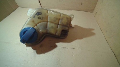 Ausgleichsbehälter  Kühlwasserbehälter Audi A4 2.0 multitronic Bj 2001