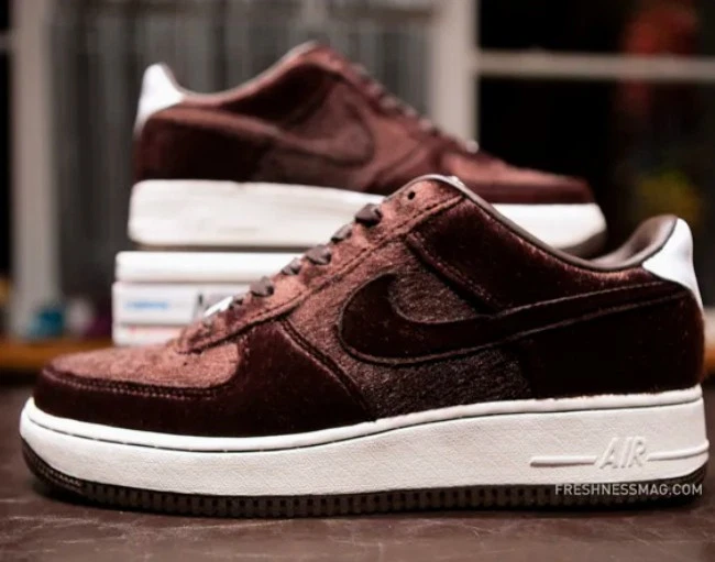 Size 10 - Nike Air Force 1 Prm Tier Zero Low Premium/ Medicom Bearbrick/ LMTD E. - Image 2 of 4