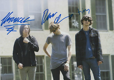 Cut Copy Band Autogramme full signed 20x30 cm Bild