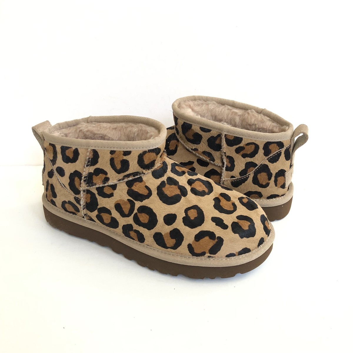 UGG CLASSIC ULTRA MINI SPOTTY NATURAL SHEARLING LINED BOOT US EU 37  UK