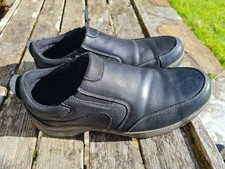 Hush Puppy slip on leather shoes size 9