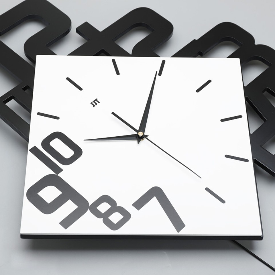 Modern Design Swing Wall Clock Nordic Style Fashion Creative Living