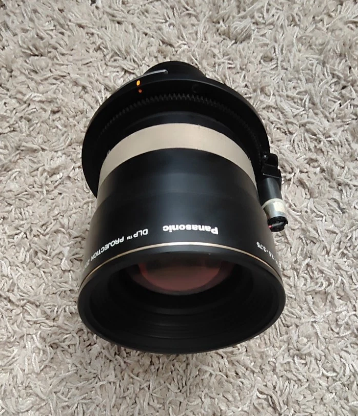 Panasonic ET-D75LE2 Zoomobjektiv - Bild 3 von 4