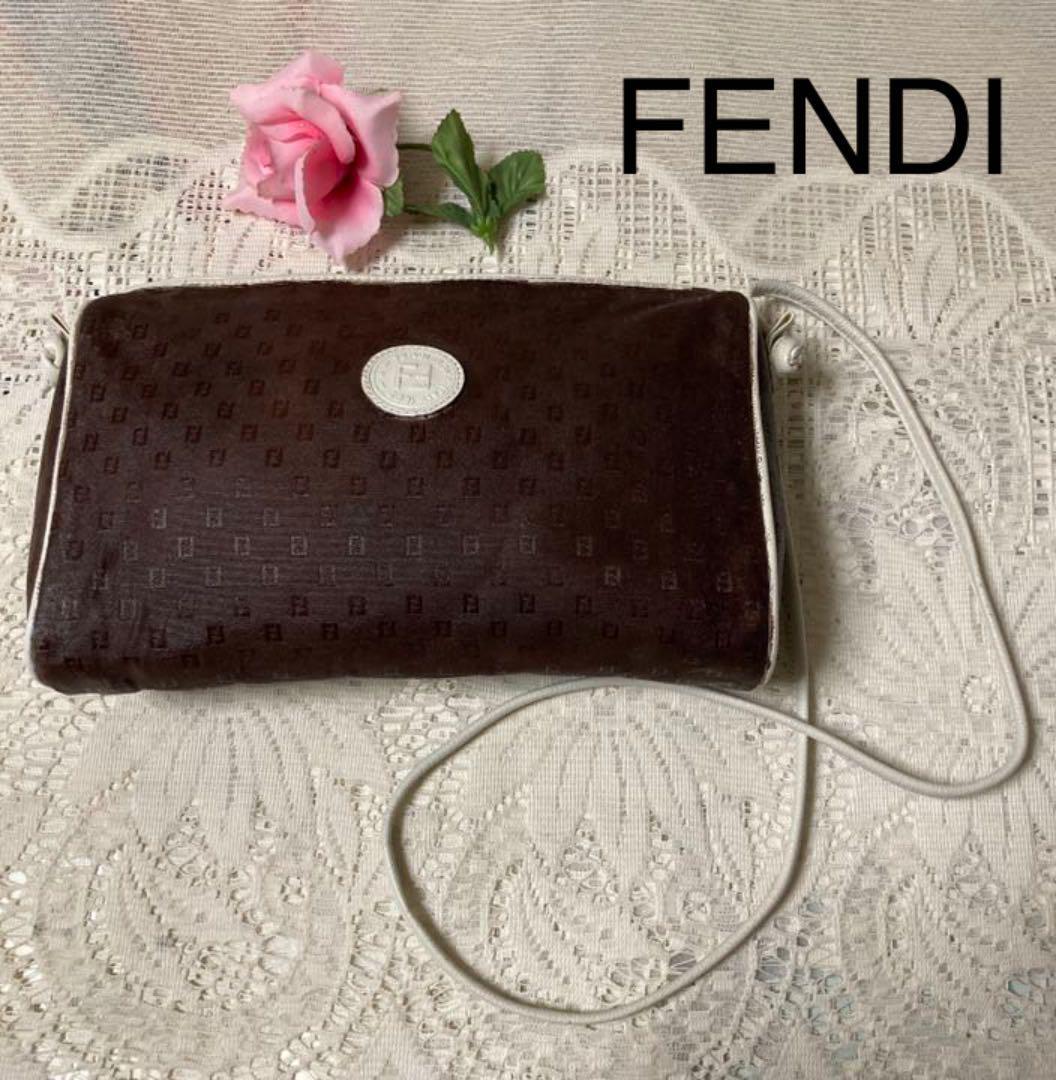 バッグ OLD FENDI Authentic Fendi Vintage Black Large Oyster Zucca Shoulder