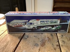 1997 Hess Toy Truck And Racers Mint New NIB