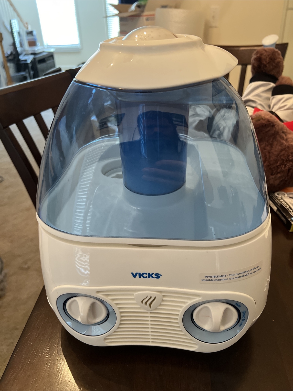 Vicks Starry Night Cool Mist Humidifier, 1 Gallon, 110V, Med