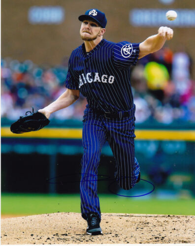CHRIS SALE   CHICAGO WHITE SOX   ACTION SIGNED 8x10 - Picture 1 of 1