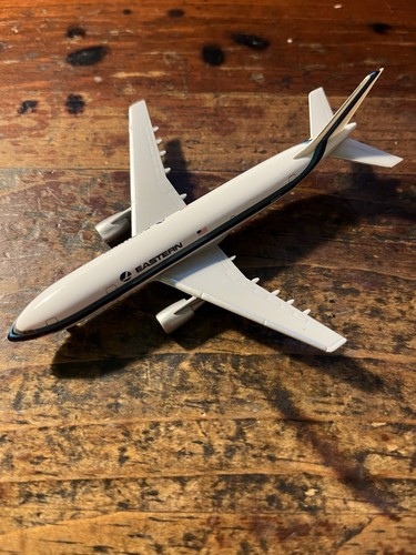Herpa 500 scale die-cast model EAL Airbus A300B4-203 Commercial Airliner N223EA - Picture 2 of 7