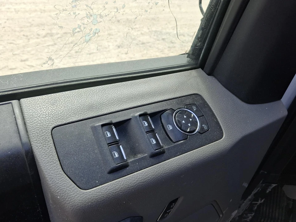 Conjunto de limpador de ar usado serve: 2018 Ford F150 PICKUP 5.0 grau A - Imagem 4 de 4