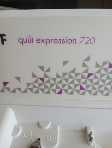 PFAFF quilt expression 720 Sewing Machine - Picture 20 of 20