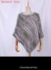 Scialle Poncho di pelliccia di coniglio reale naturale lavorato a maglia.