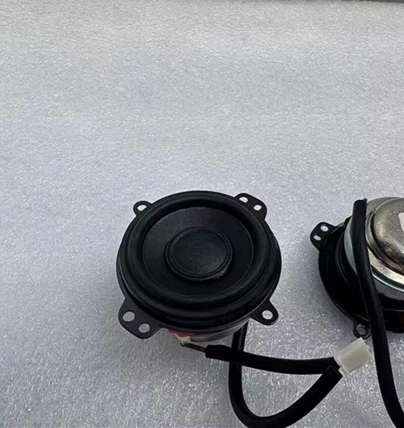 Magic Sound Beats Pill + Altavoz de frecuencia completa de 1,75 pulgadas Imán gigante de neodimio Foto 3 de 3