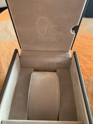 Rare Guess Watch empty Box - Luxury Velvet Inside - Picture 4 of 6