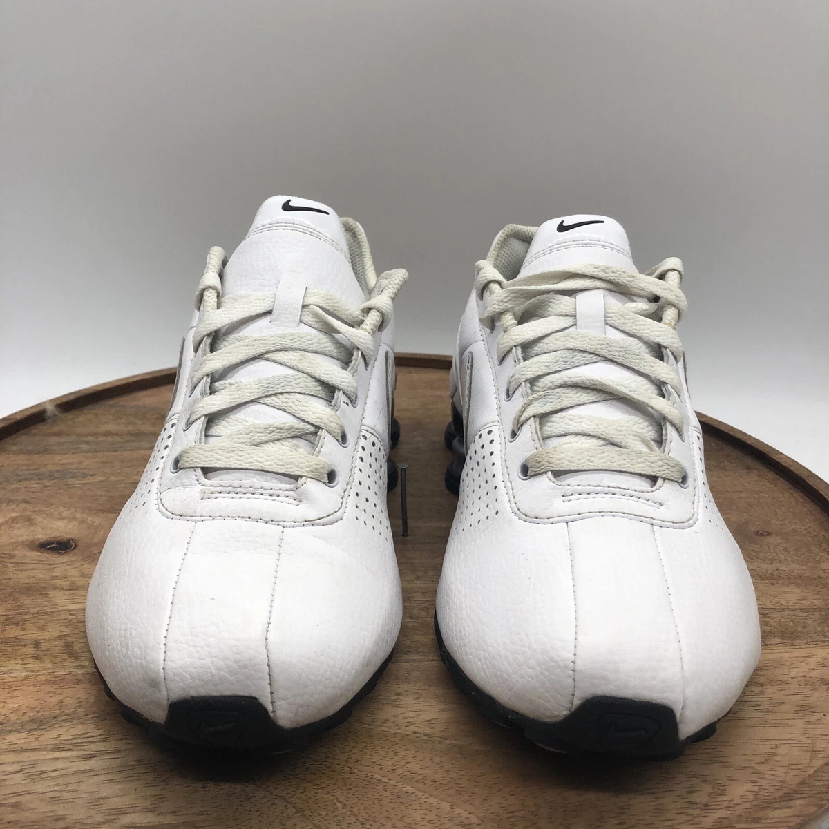 Nike shox rivalry white sales