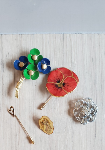 VTG Enamel Brooch Lot Floral Angel Stick Pins 4 Piece Gold Jewelry Bundle