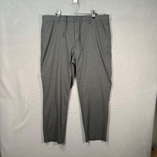 Uniqlo Men’s Size XL 36-39 Gray Pinstripe Tapered Leg Dress Pants